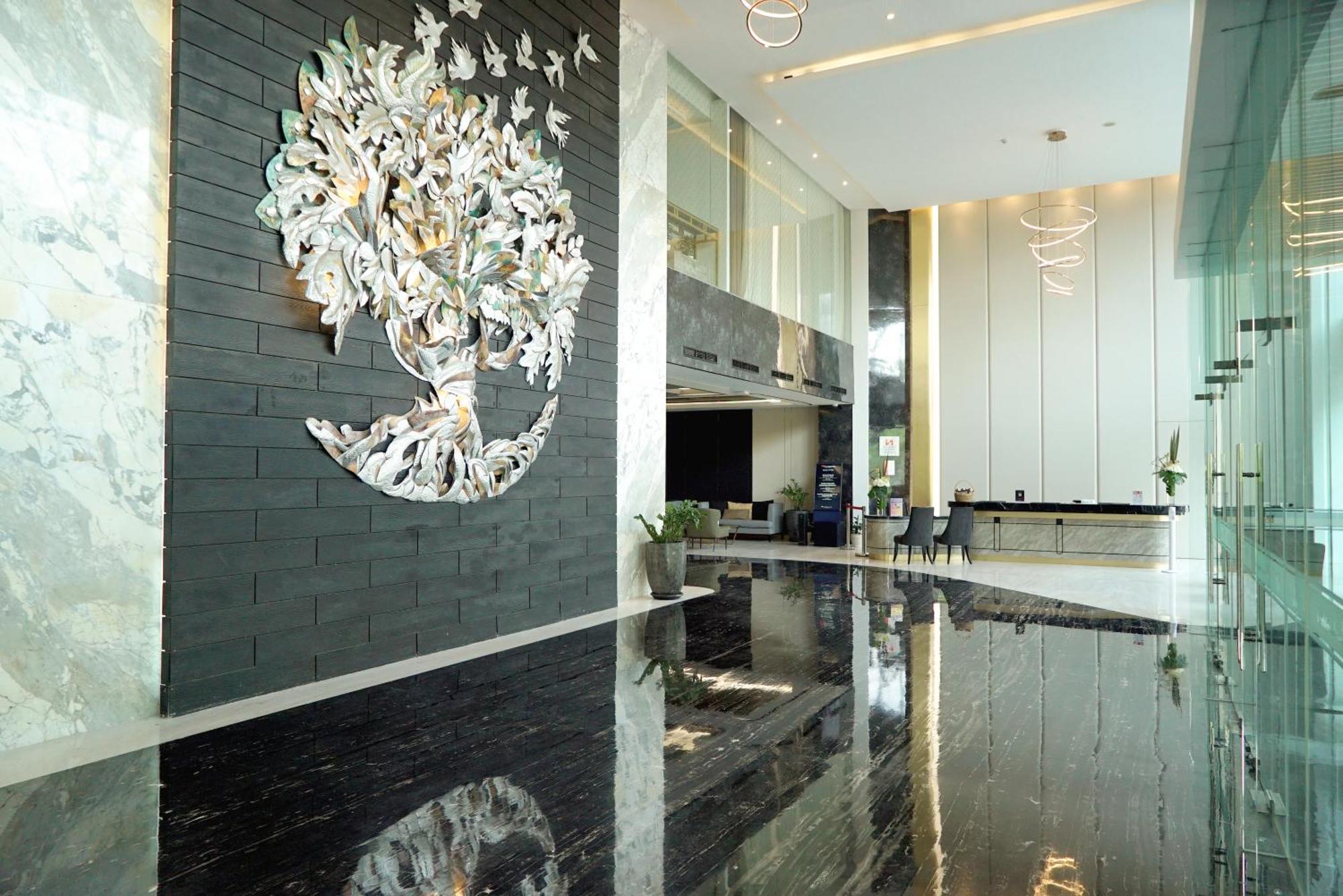 Grand Swiss-Belhotel Darmo سورابايا المظهر الخارجي الصورة